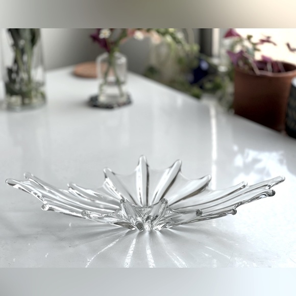 VINTAGE MCM Clear Pulled Glass Bowl Heavyweight Art Glass Unsigned - Picture 10 of 14